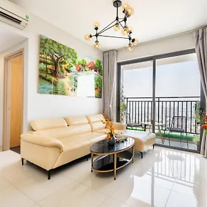 Jessie Free Pool Apartment