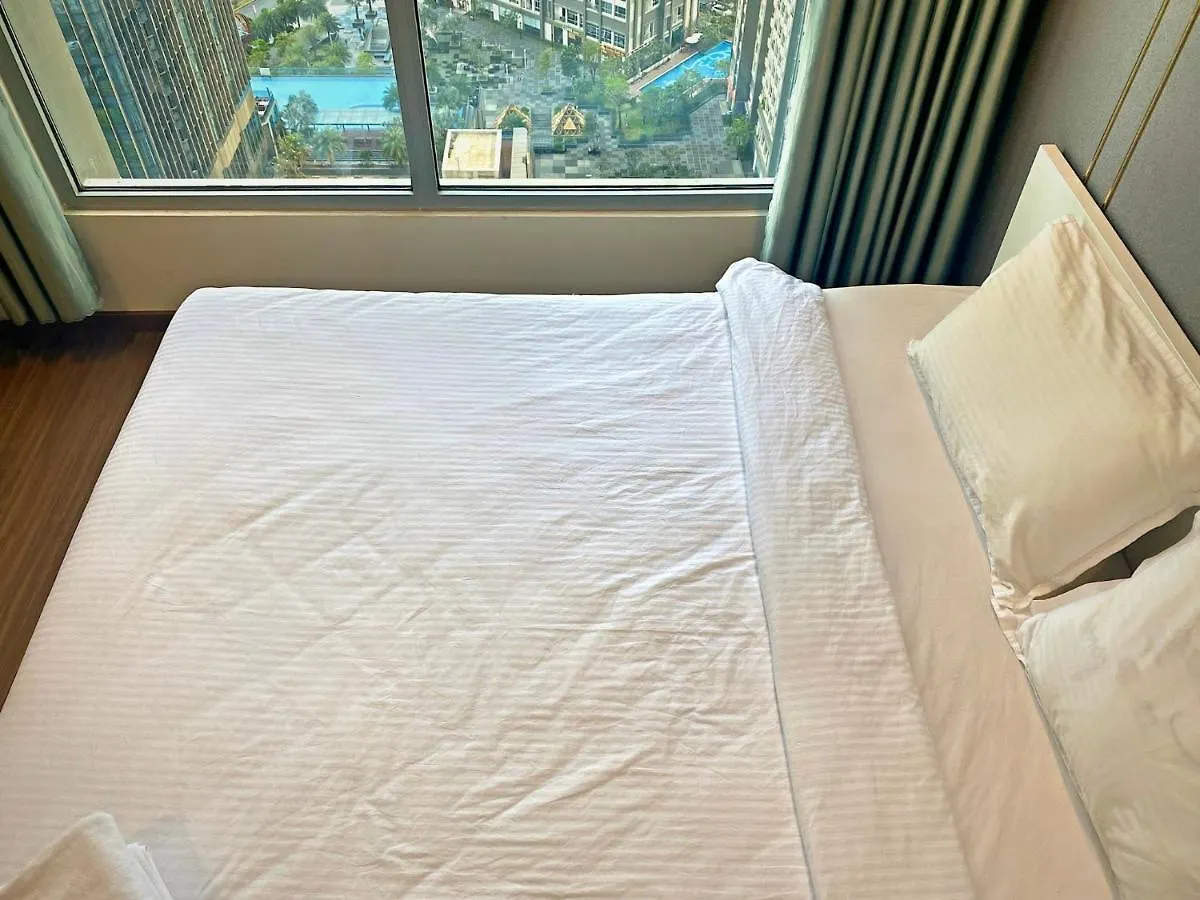 Moxy Hcmc Aparts - Vinhomes Central Park, Ice Rink Ho Chi Minh City 0*,