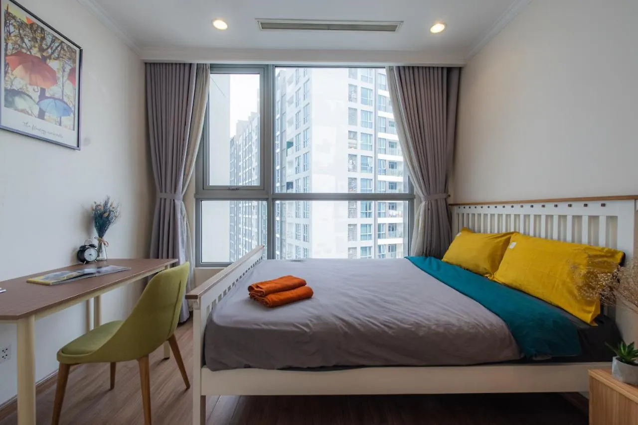 Moxy Hcmc Aparts - Vinhomes Central Park, Ice Rink Ho Chi Minh City Apartment