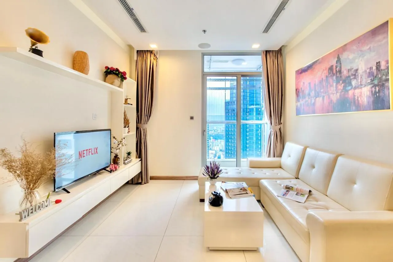Moxy Hcmc Aparts - Vinhomes Central Park, Ice Rink Ho Chi Minh City