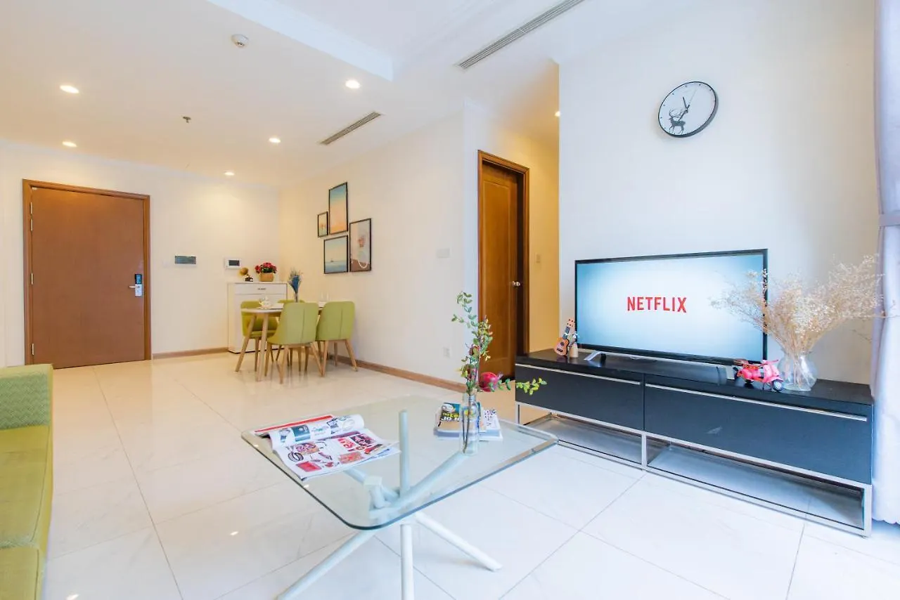 Moxy Hcmc Aparts - Vinhomes Central Park, Ice Rink Ho Chi Minh City